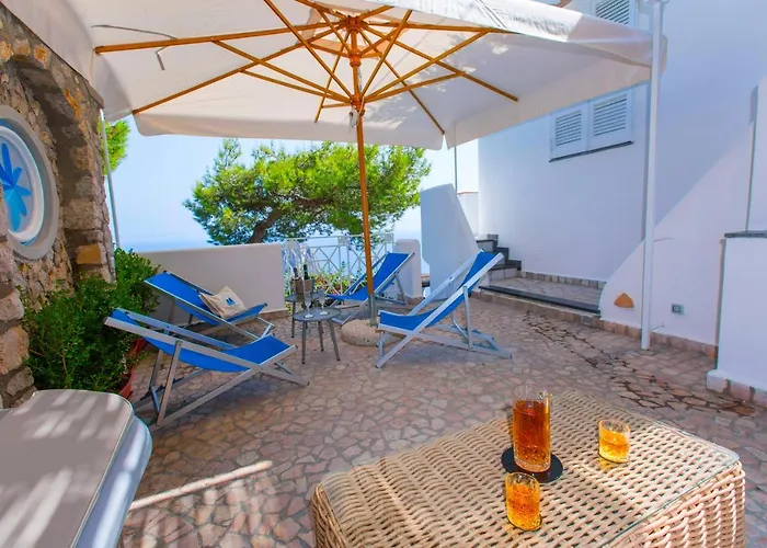 Faraglionensis Monaconehouse Капри