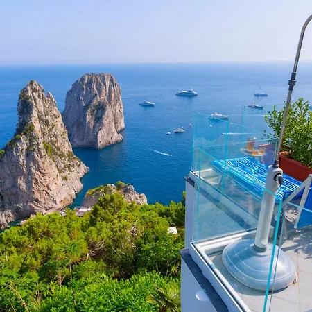 Faraglionensis Monaconehouse كابري