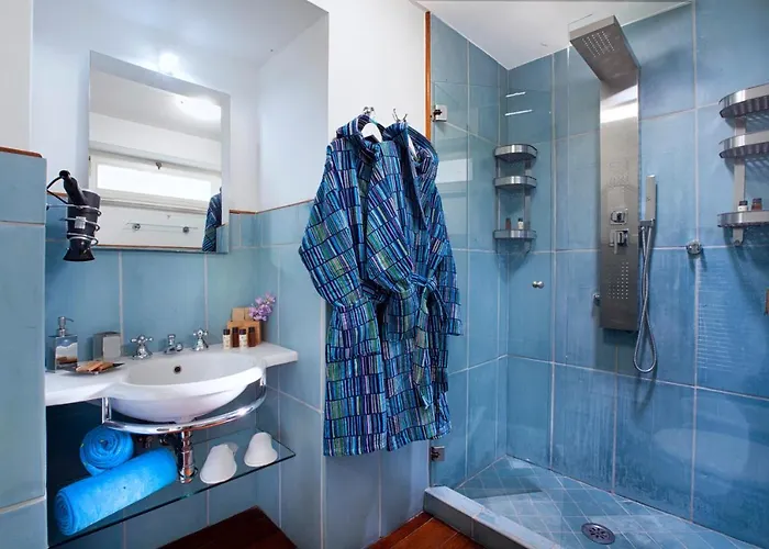 Faraglionensis Monaconehouse * Капри