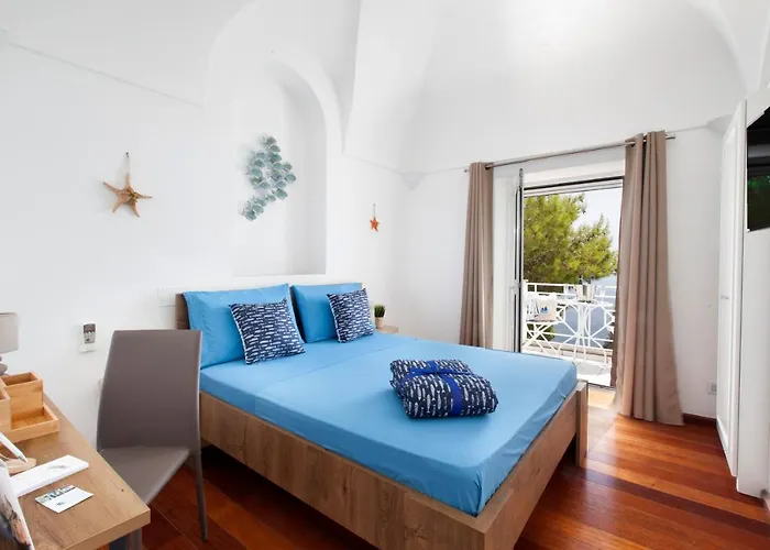 Faraglionensis Monaconehouse *